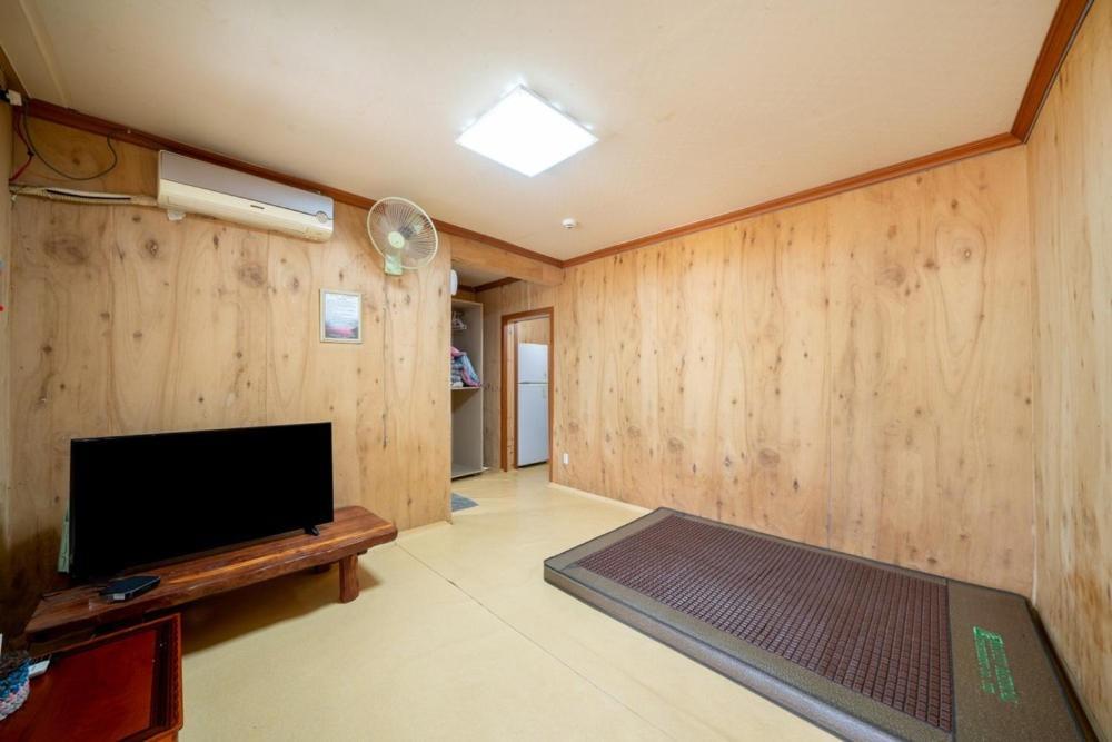 Bakripo Badawa Padosori Camping Pension Taean Room photo